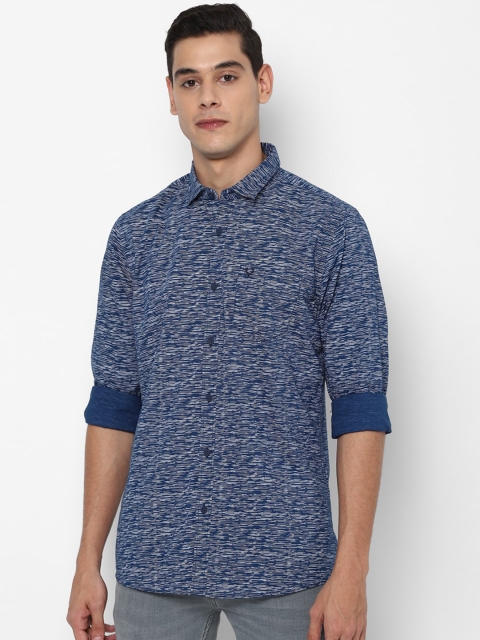 

Solly Jeans Co Men Blue Printed Casual Shirt