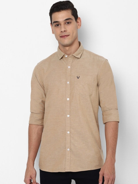 

Solly Jeans Co Men Beige Casual Shirt