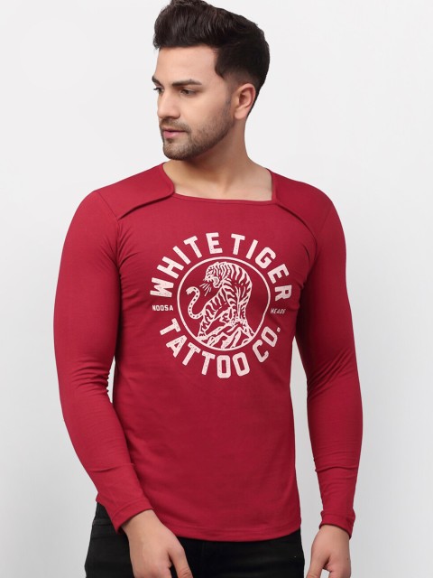 

Rigo Men Maroon & White Typography Printed Slim Fit T-shirt