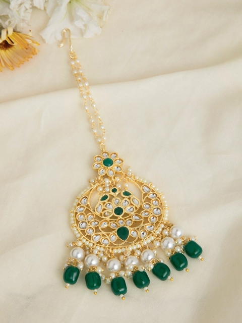

INDYA Gold-Plated Green Pearl & Kundan-Studded Floral Maang Tika