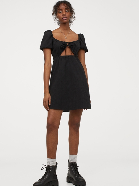 

H&M Black Puff-Sleeved Dress