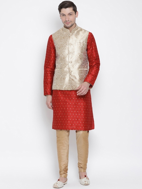 

VASTRAMAY Men Maroon Kurta with Churidar And Nehru Jacket
