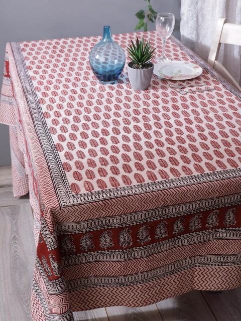 

RANGDESI Unisex Off White & Red Bagh Handblock Printed Cotton 6-Seater Rectangular Table Cover