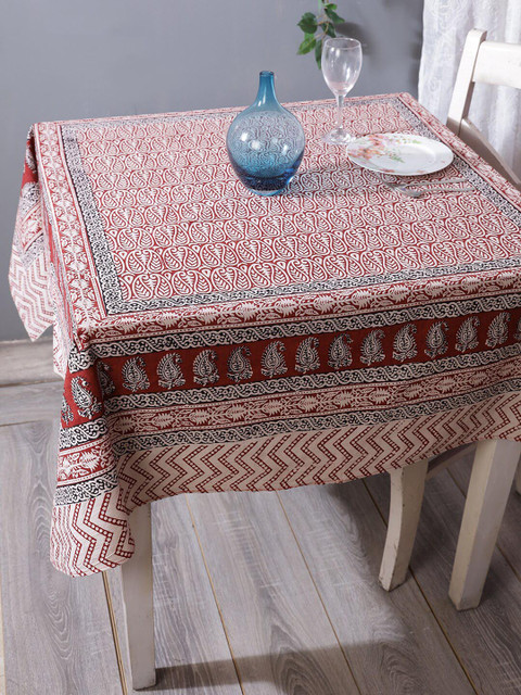 

RANGDESI Off-White & Red Bagh Hand-Block Printed Cotton 4-Seater Table Cover