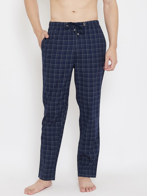 

Crimsoune Club Men Navy Blue & White Checked Pure Cotton Lounge Pants