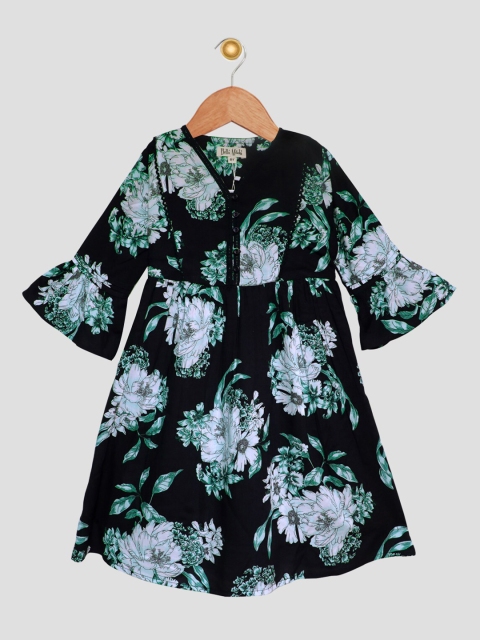 

Bella Moda Black Floral Dress