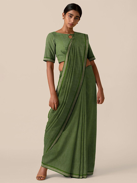 

Taneira Women Green Pure Cotton Solid Mangalgiri Saree