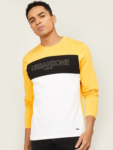 

Bossini Men Yellow Colourblocked Slim Fit T-shirt