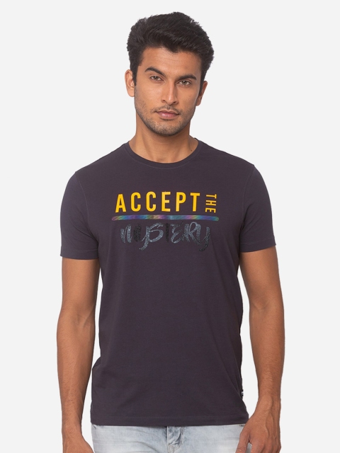 

SPYKAR Men Charcoal Grey & Yellow Typography Printed Slim Fit T-shirt