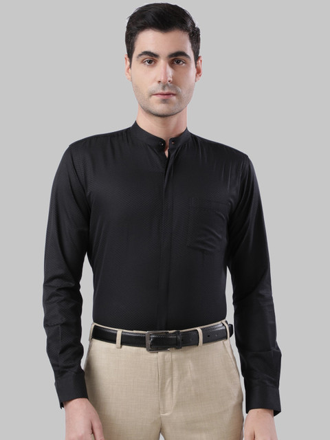

Next Look Men Black Slim Fit Casual Shirt