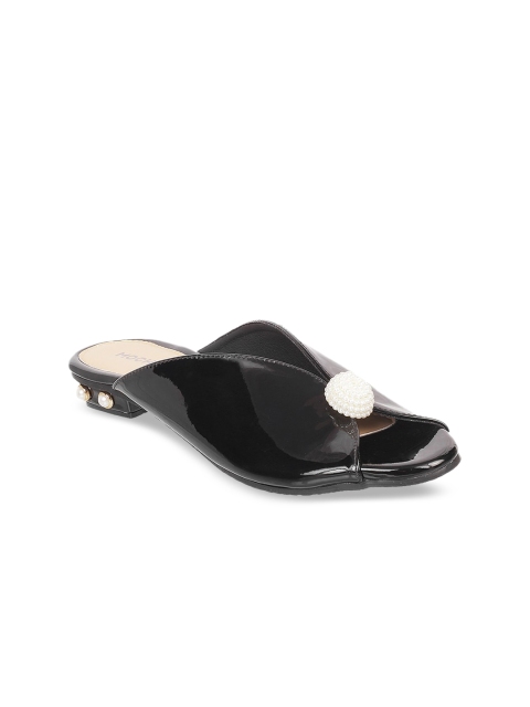 Mochi Women Black Open Toe Flats