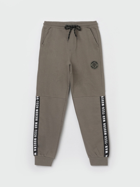 

max Boys Green Printed Joggers