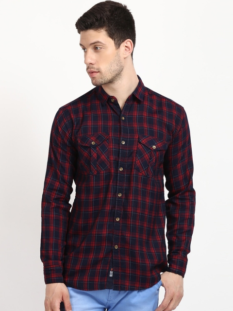 

V2 Value & Variety Men Red Checked Casual Shirt
