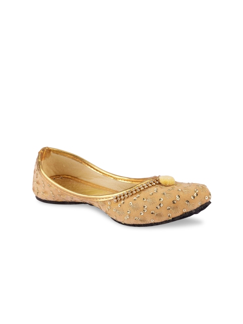 

DESI COLOUR Girls Gold Embellished Leather Ethnic Mojaris Flats