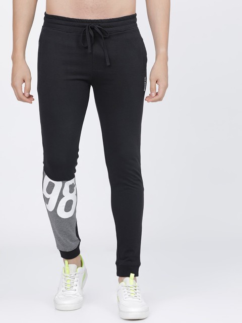 

The Indian Garage Co Men Black Solid Slim-Fit Joggers