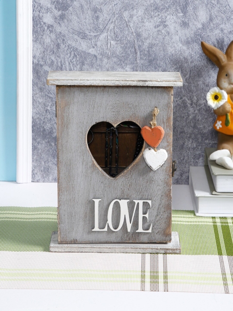 

Aapno Rajasthan Grey & White Love Wooden Key Holder