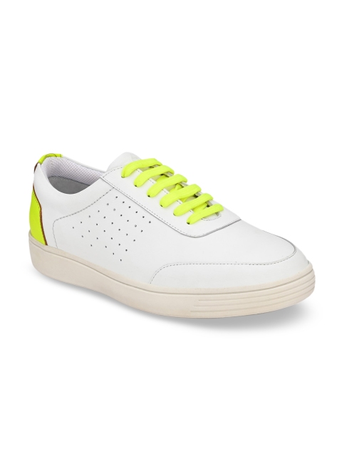 

Delize Men White Colourblocked Leather Sneakers