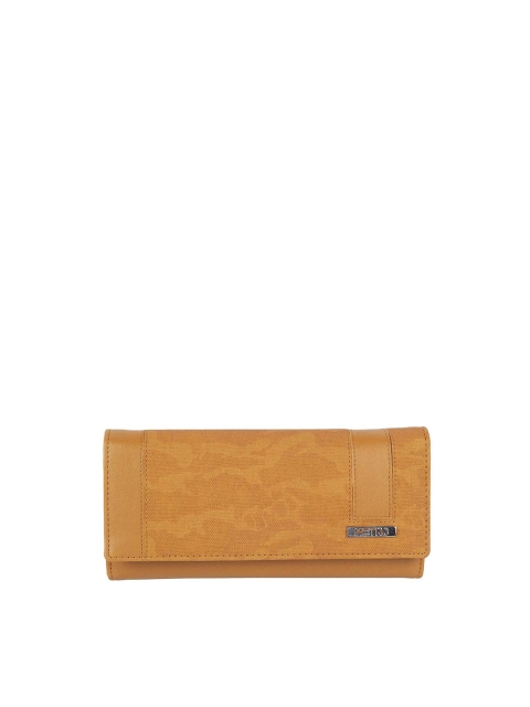 

Metro Women Tan Envelope Clutch