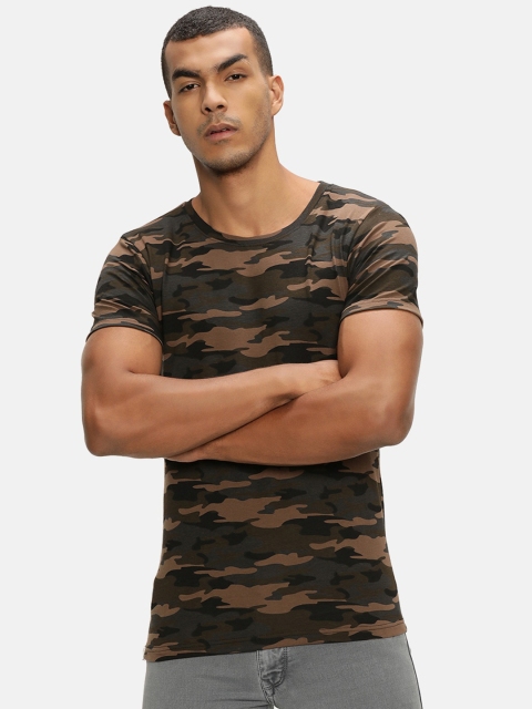 

V2 Value & Variety Men Green & Beige Camouflage Printed T-shirt
