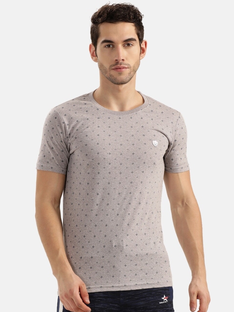 

V2 Value & Variety Men Grey Printed T-shirt
