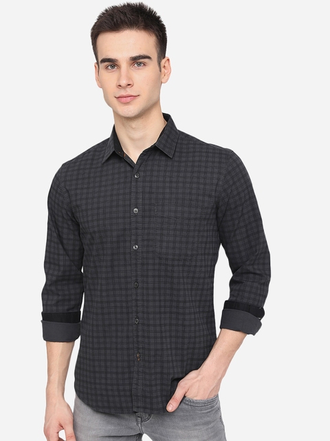 

Greenfibre Men Grey Slim Fit Checked Cotton Casual Shirt