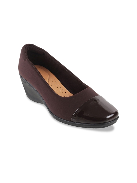 

Metro Brown Wedge Pumps