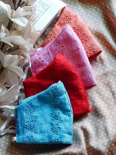 

Bellofox Unisex 4 Pcs Multicoloured Chikankari 3-Ply Cotton Cloth Masks, Multi