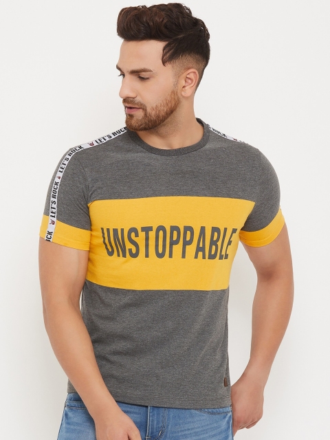 

Austin wood Men Grey Colourblocked T-shirt