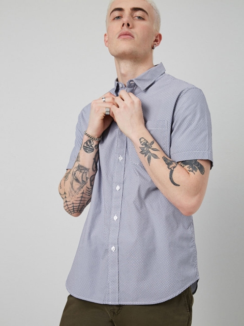 

FOREVER 21 Men Blue Printed Casual Shirt