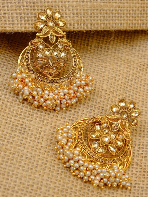 

Crunchy Fashion Women Gold-Toned & Kundan Classic Chandbalis Earrings