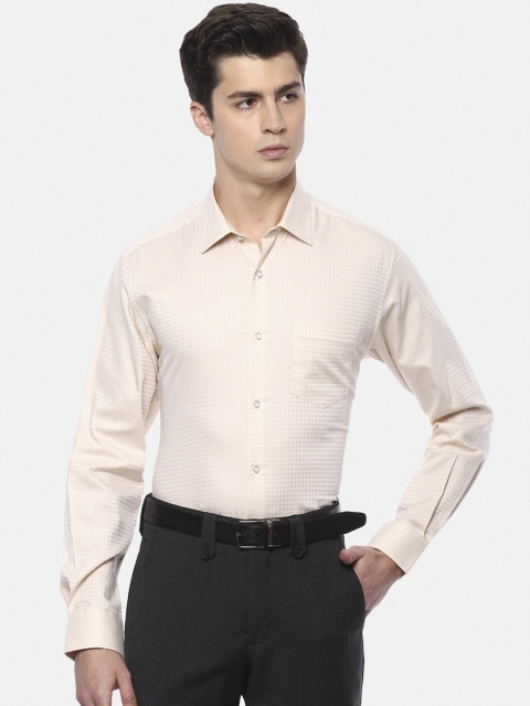 

Van Heusen Men Peach-Coloured Grid Checked Formal Shirt