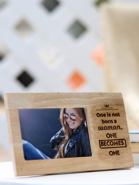 

Ferns N Petals Camel Brown Personalised For Her Wooden Table Photo Frame