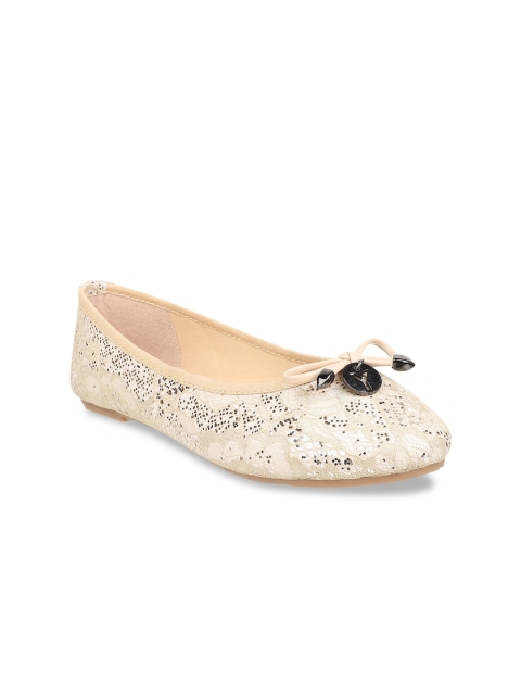 

Sherrif Shoes Women Gold-Toned Textured Ballerinas with Bows