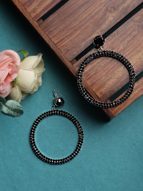 

Mali Fionna Black Circular Drop Earrings