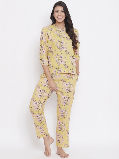 

Clovia Women Yellow Floral Printed Night Suits