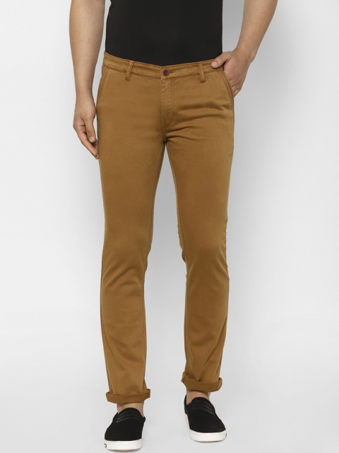 

TNG Men Brown Slim Fit Trousers