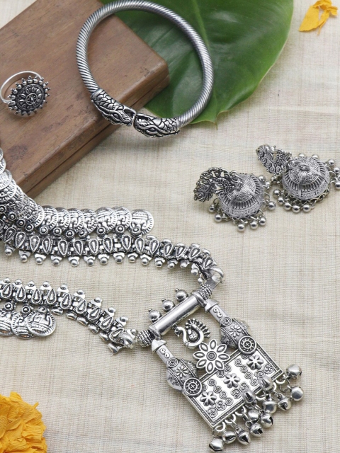 

TEEJH Women Oxidised Silver-Toned Ghungroo Jewellery Set