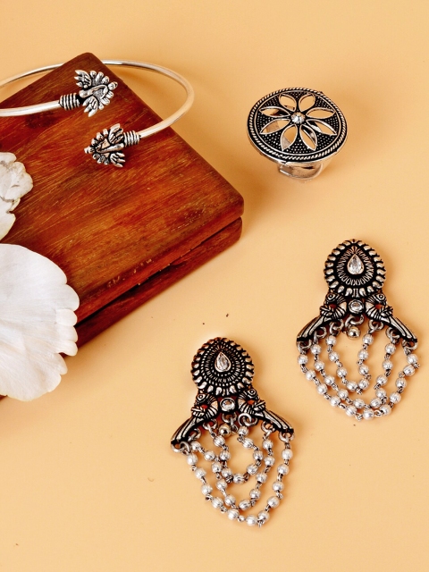

TEEJH Oxidised Silver-Toned & Black Stone-Studded & Beaded Jewellery Set