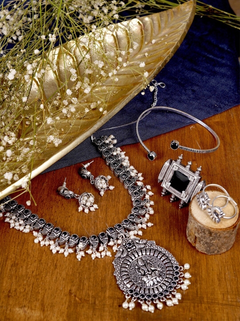 

TEEJH Oxidised Silver-Toned & Black Stone-Studded & Beaded Saanvika Jewellery Set