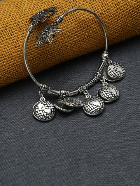 

ZeroKaata Women Silver-Toned German Silver Oxidised Charm Bracelet