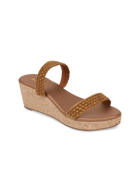 

Rocia Gold-Toned Flatform Sandals with Laser Cuts