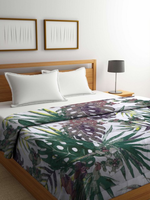 

Raymond Home Multicoloured Floral Microfiber Mild Winter Double Bed Quilt, Multi