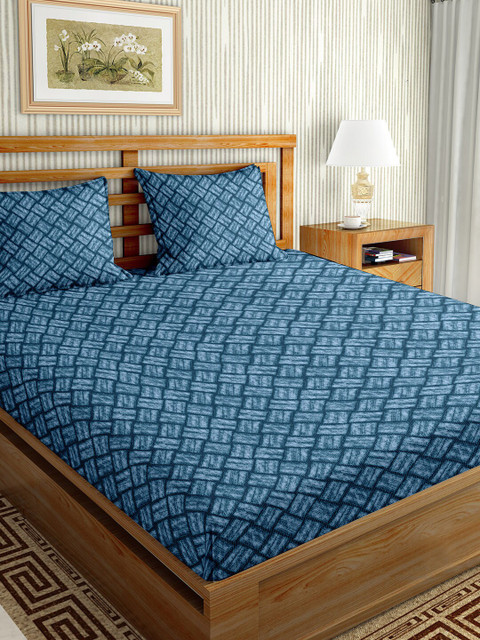 

BELLA CASA Blue Geometric 180 TC King Bedsheet with 2 Pillow Covers