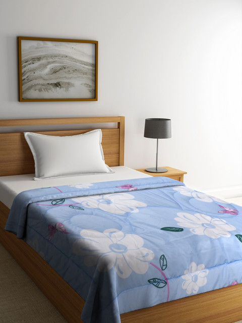 

Raymond Home Blue & White Floral Microfiber Mild Winter 150 GSM Single Bed Quilt
