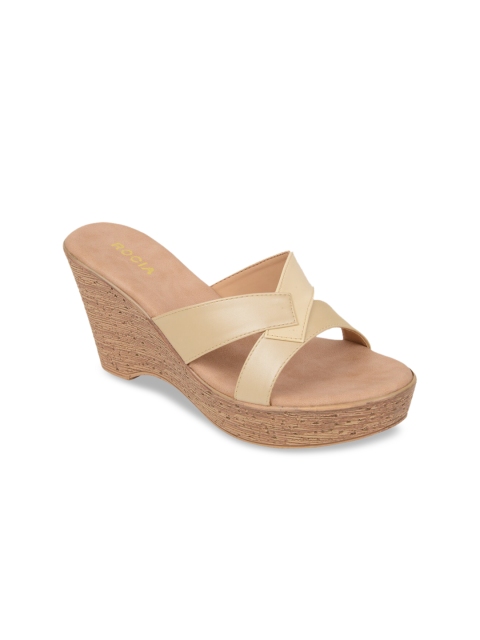 

Rocia Beige Wedge Sandals with Buckles