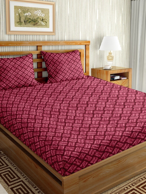 

BELLA CASA Maroon Geometric 180 TC King Bedsheet with 2 Pillow Covers