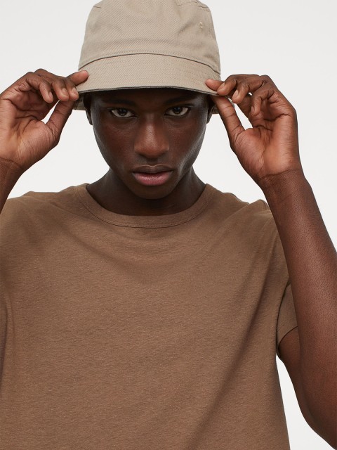 

H&M Men Brown Linen-blend T-shirt