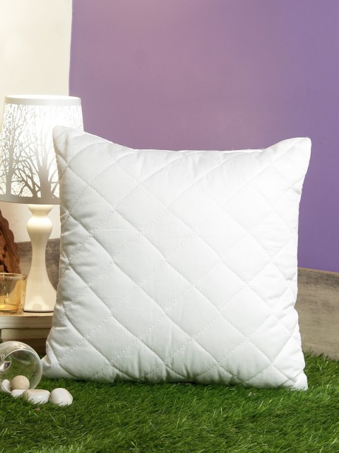 

HomeTown White Quilted Filled Cushion Inserts