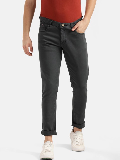

V2 Value & Variety Men Grey Pure Cotton Chinos Trousers