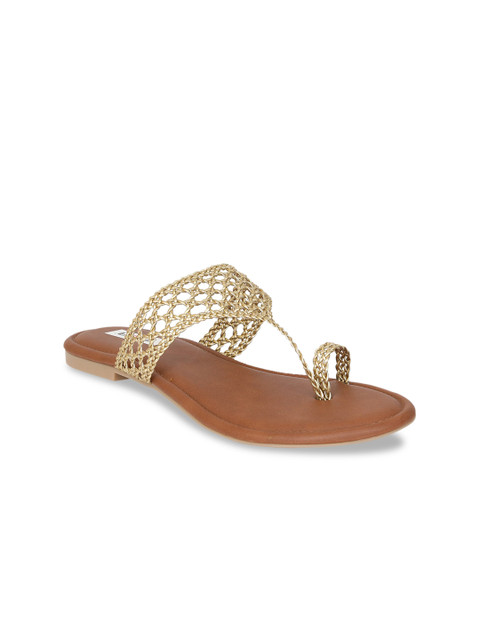 

Zyla Women Gold-Toned Woven Design One Toe Flats